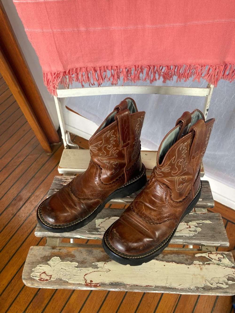 Ariat Brown Distressed Leather Western Ankle Booties - Picture 1 of 2